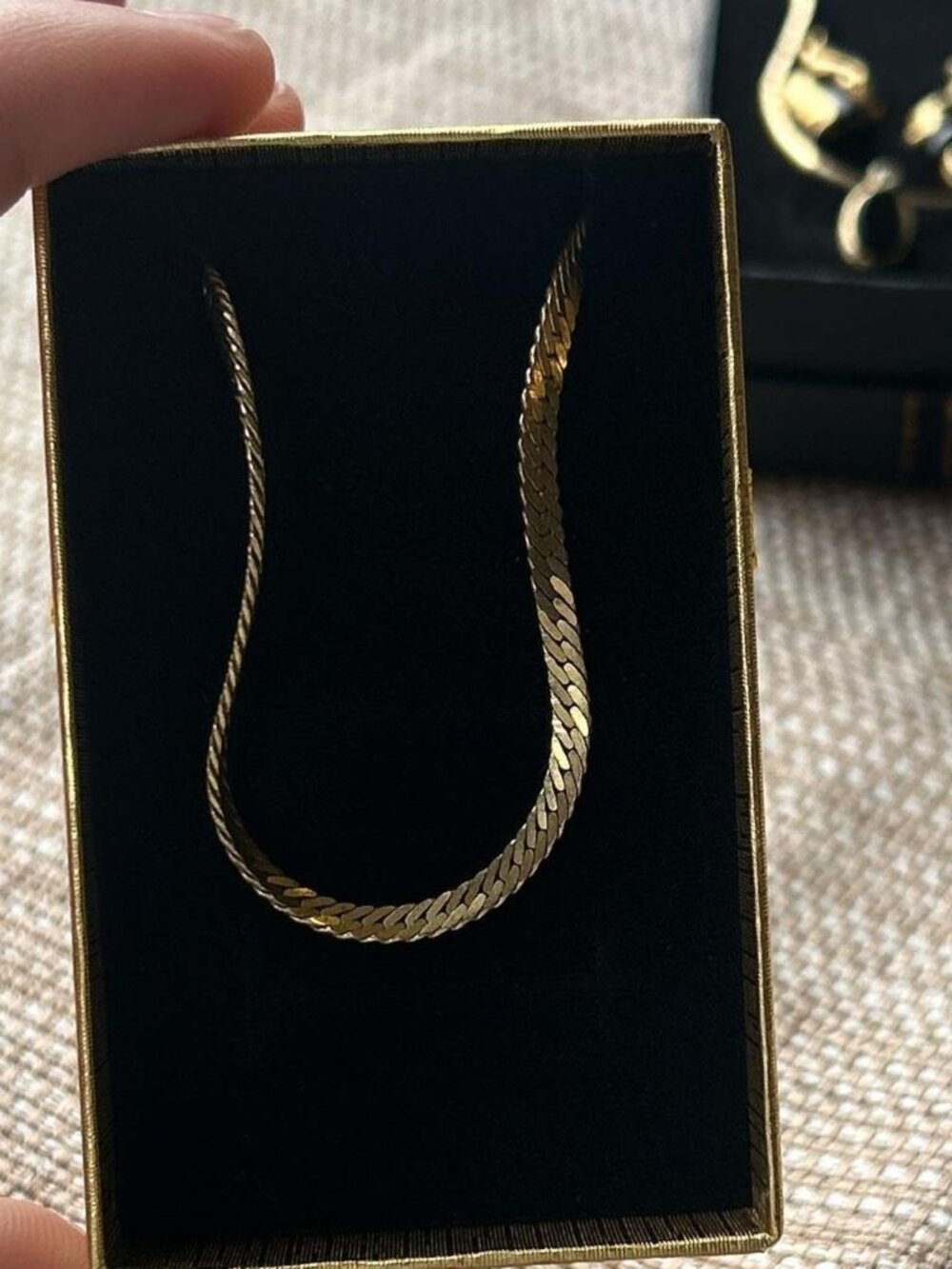 Gold Chain Pendant Necklace Costume Jewelry